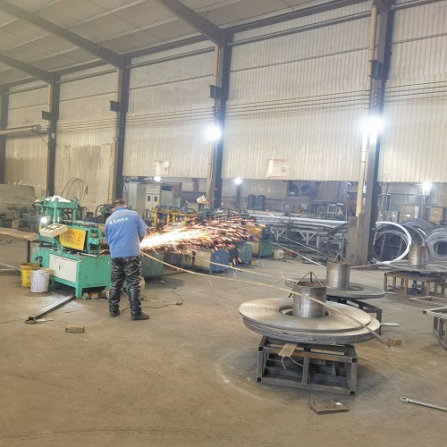 鋼結(jié)構(gòu)平臺(tái)鋼格柵鋼格板詳解