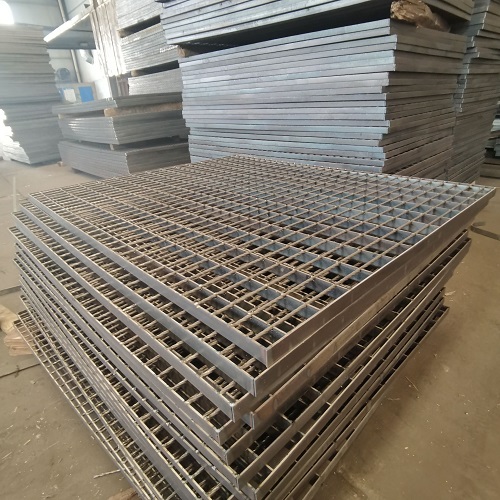 根據(jù)需求選擇不同類型的鋼格柵:定制平臺(tái)鋼格柵