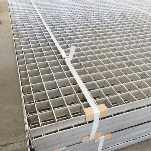 如何辨別劣質(zhì)鋼格板？看這4個(gè)細(xì)節(jié)，避免安全隱患