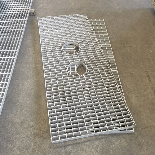 鋼格板表面處理方式對比：噴漆、鍍鋅、不銹鋼哪種更耐用？