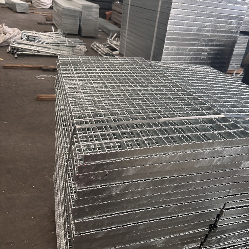 鋼格板拼接安裝技巧無縫銜接更穩(wěn)固